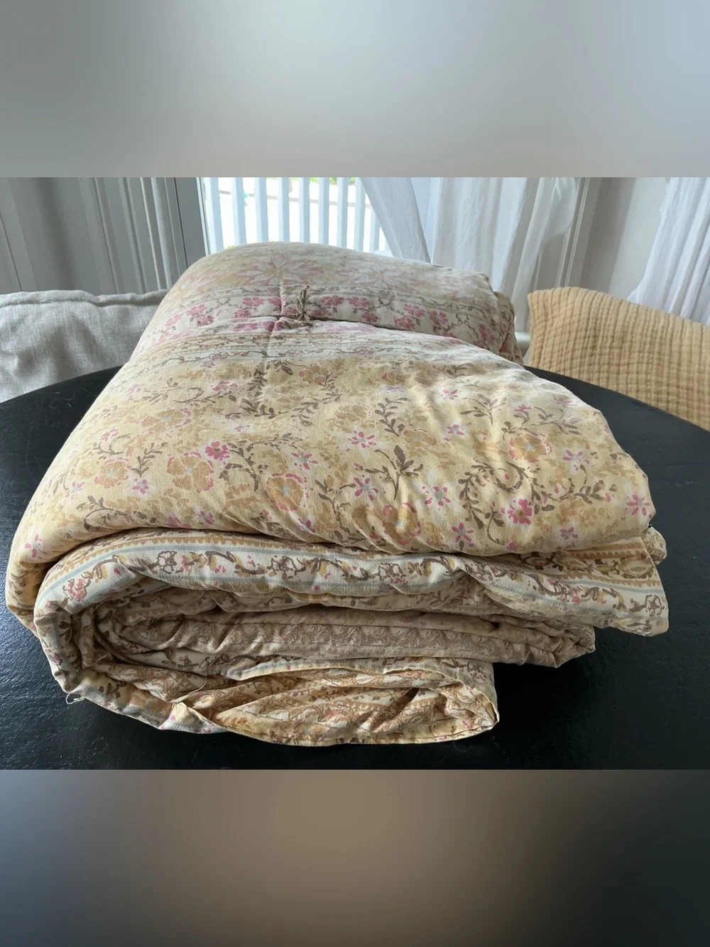 Cynthia Rowley Comforter